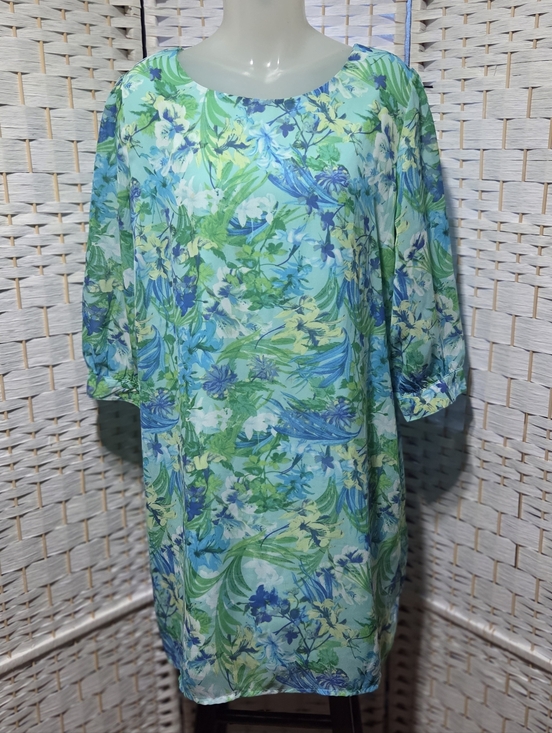 new directions Dresses & Skirts - New Direction Aqua Green Floral Shift Dress
